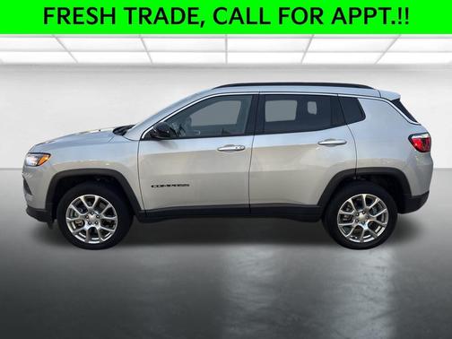 2024 Jeep Compass Latitude Lux
