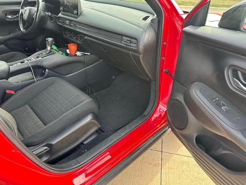 2023 Honda HR-V AWD Sport