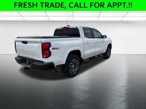 Summit White 2023 Chevrolet Colorado Z71