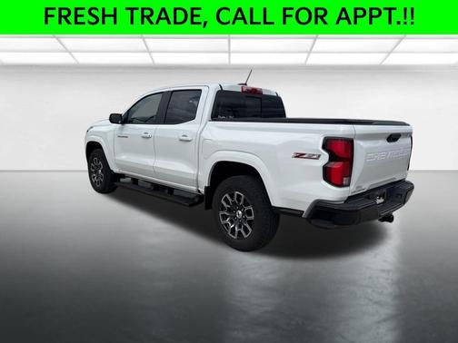 Summit White 2023 Chevrolet Colorado Z71