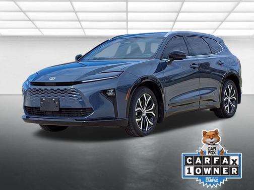 2025 Toyota Crown Signia XLE