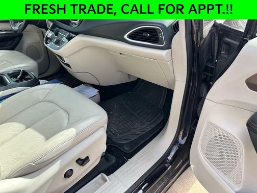 2018 Chrysler Pacifica Touring-L