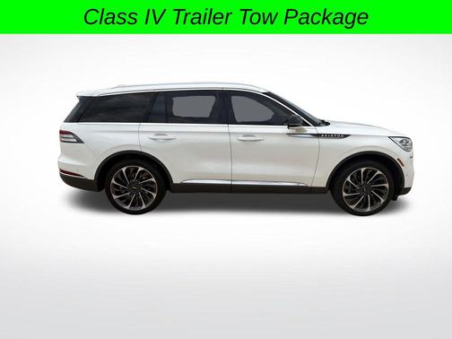 White 2020 Lincoln Aviator Reserve AWD