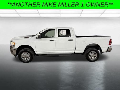 2023 RAM 2500 Tradesman Crew Cab 4x4 6'4' Box