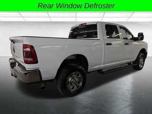 2023 RAM 2500 Tradesman Crew Cab 4x4 6'4' Box