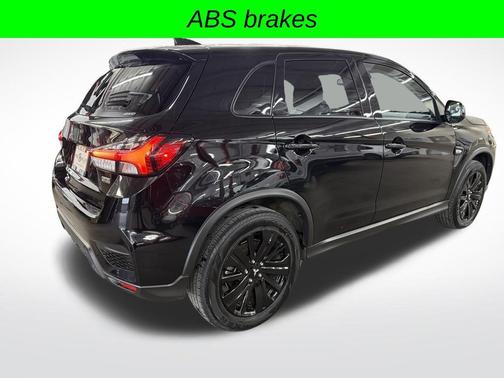 2025 Mitsubishi Outlander Sport SE