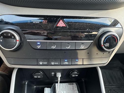 2019 Hyundai TUCSON SE