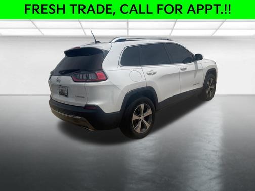 Bright White Clearcoat 2019 Jeep Cherokee Limited