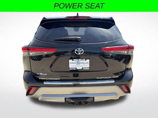 Midnight Black Metallic 2021 Toyota Highlander Platinum