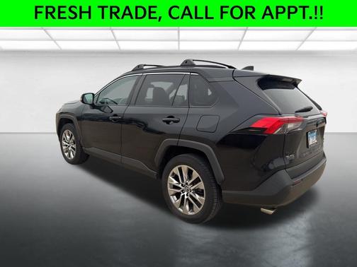 2020 Toyota RAV4 XLE Premium