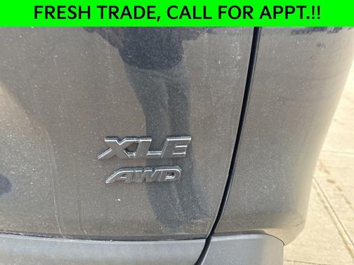 2020 Toyota RAV4 XLE Premium