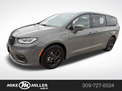 2022 Chrysler Pacifica Hybrid Touring L