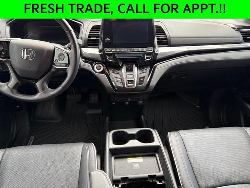 Crystal Black Pearl 2022 Honda Odyssey Elite