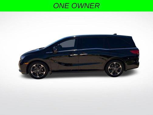 Crystal Black Pearl 2022 Honda Odyssey Elite