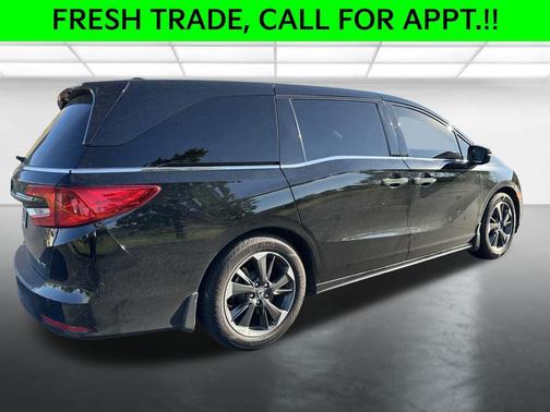 Crystal Black Pearl 2022 Honda Odyssey Elite