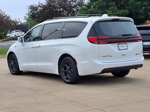 2021 Chrysler Pacifica Hybrid Limited