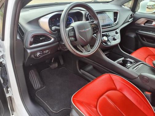 2021 Chrysler Pacifica Hybrid Limited