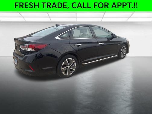 2019 Hyundai SONATA Hybrid Limited