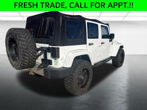 2012 Jeep Wrangler Unlimited Sahara