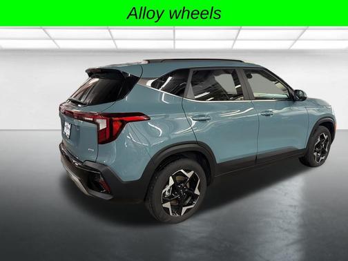 2025 Kia Seltos EX