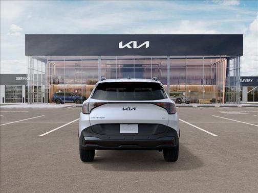 White Pearl 2026 Kia Sportage X-Line