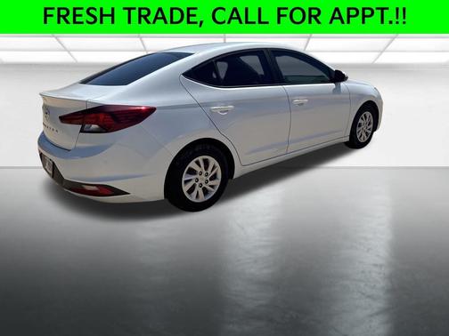 Quartz White Pearl 2020 Hyundai ELANTRA SE