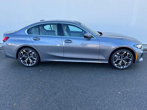 2026 BMW 330 xDrive NA