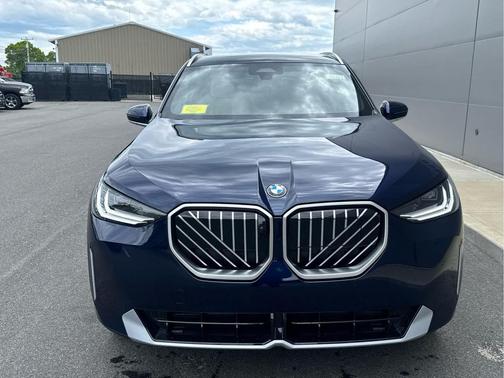 Tanzanite Blue II Metallic 2026 BMW X3 30 xDrive