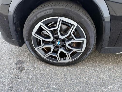 Black Sapphire Metallic 2023 BMW X1 xDrive28i