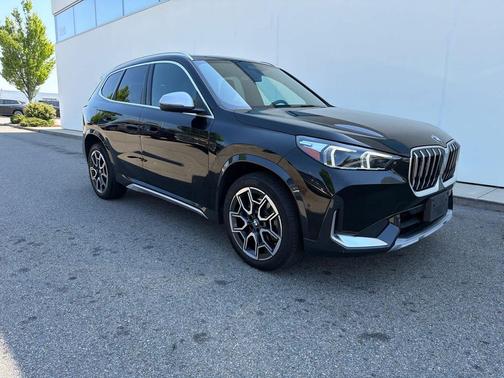 Black Sapphire Metallic 2023 BMW X1 xDrive28i