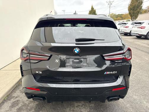 2023 BMW X3 M40i