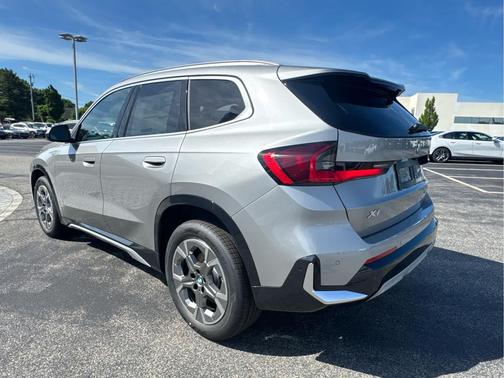 Space Silver Metallic 2026 BMW X1 xDrive28i