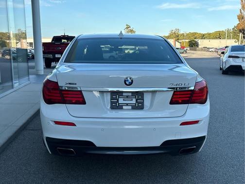 2015 BMW 750 Li