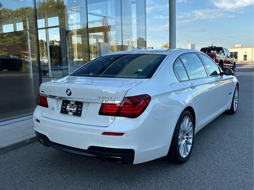 2015 BMW 750 Li