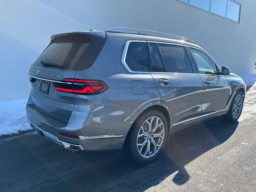 2026 BMW X7 xDrive40i