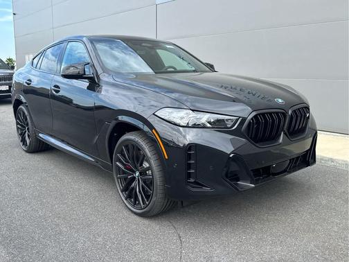 Black Sapphire Metallic 2027 BMW X6 M60i