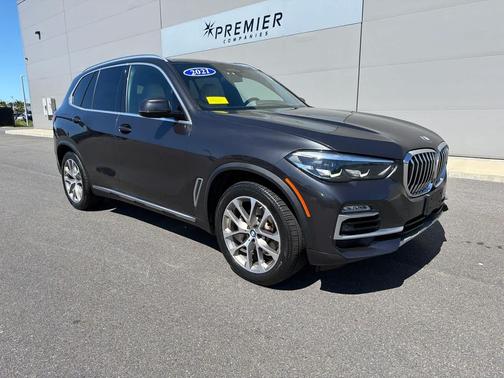 Dark Graphite Metallic 2021 BMW X5 xDrive40i