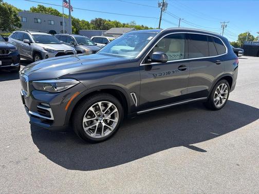Dark Graphite Metallic 2021 BMW X5 xDrive40i