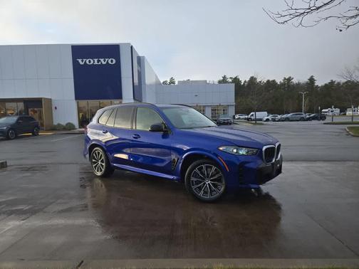 Marina Bay Blue Metallic 2026 BMW X5 M60i