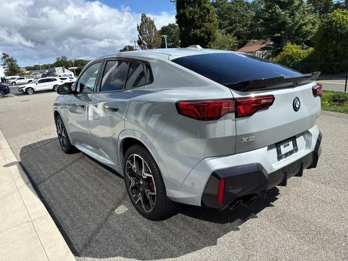 2025 BMW X2 M35i