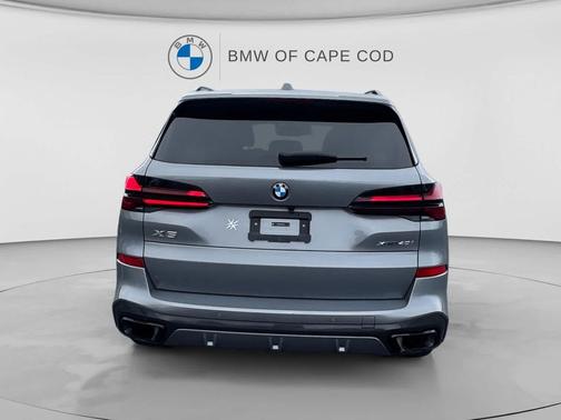 Skyscraper Grey Metallic 2025 BMW X5 xDrive40i