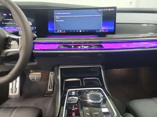 2023 BMW 760 i xDrive