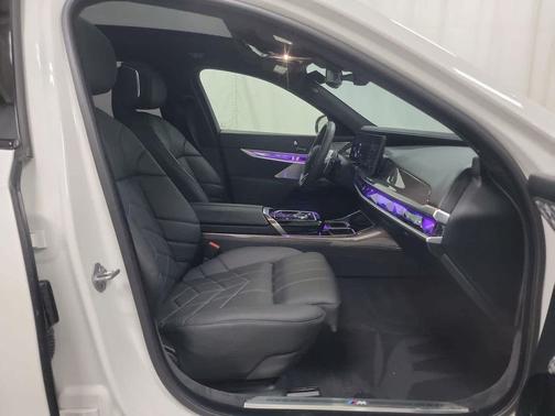 2023 BMW 760 i xDrive