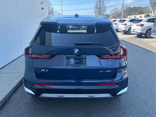 Night Dusk Blue Metallic 2026 BMW X1 xDrive28i
