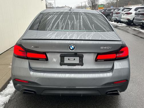 2023 BMW 540 i xDrive