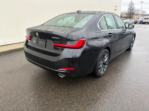 Black Sapphire Metallic 2025 BMW 330 330i
