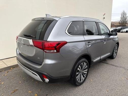2020 Mitsubishi Outlander SEL