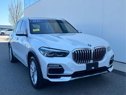 Mineral White Metallic 2021 BMW X5 xDrive40i