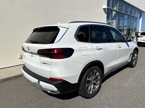 2026 BMW X5 PHEV xDrive50e
