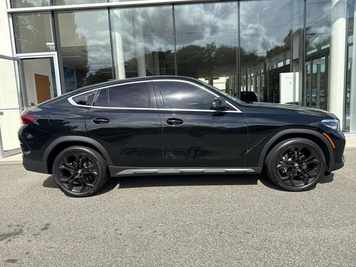 2023 BMW X6 xDrive40i
